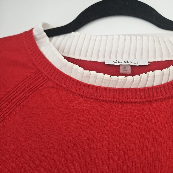 Milano Red Sweater with White Accents - Picture 4 of 6